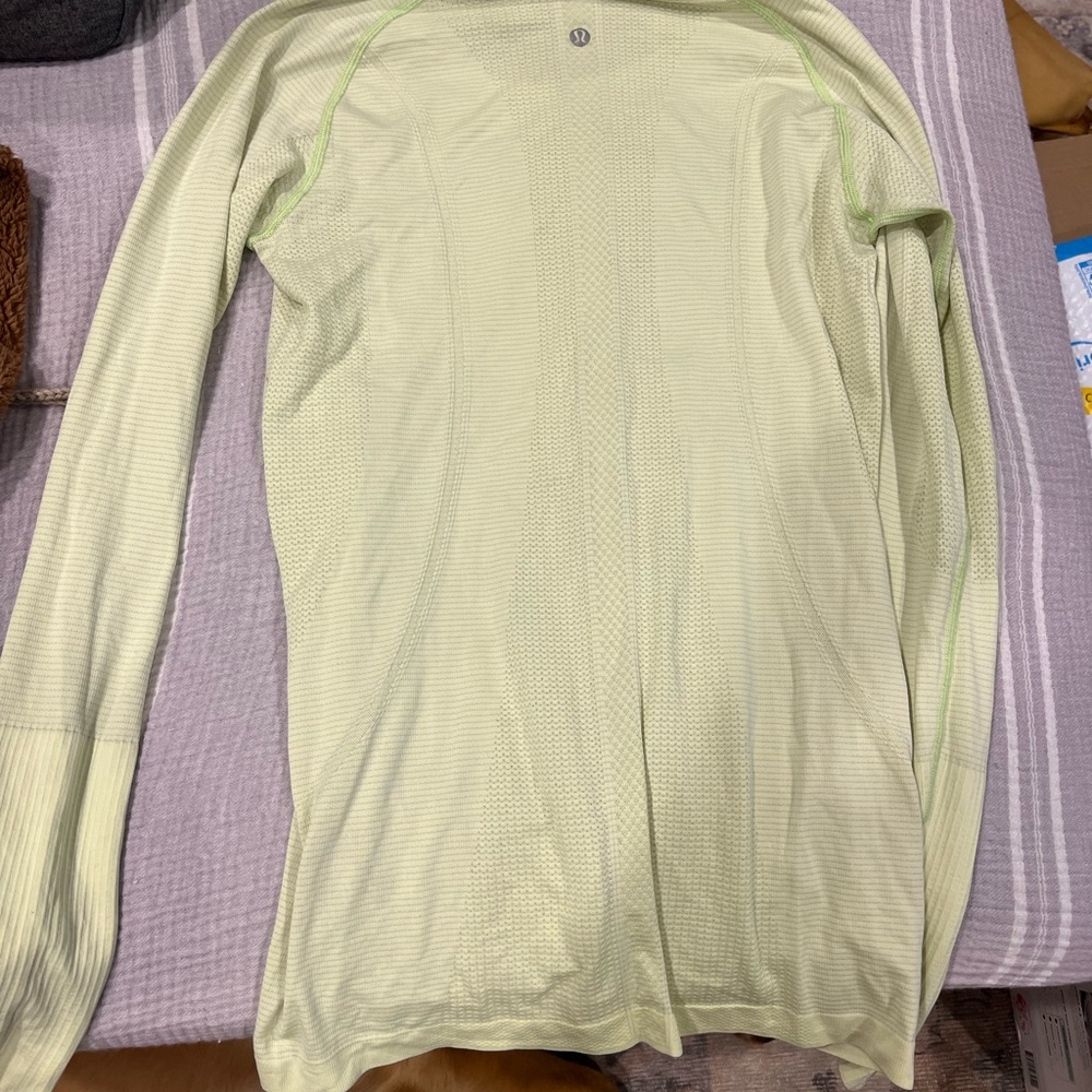 Lululemon swiftly size 8 light green
